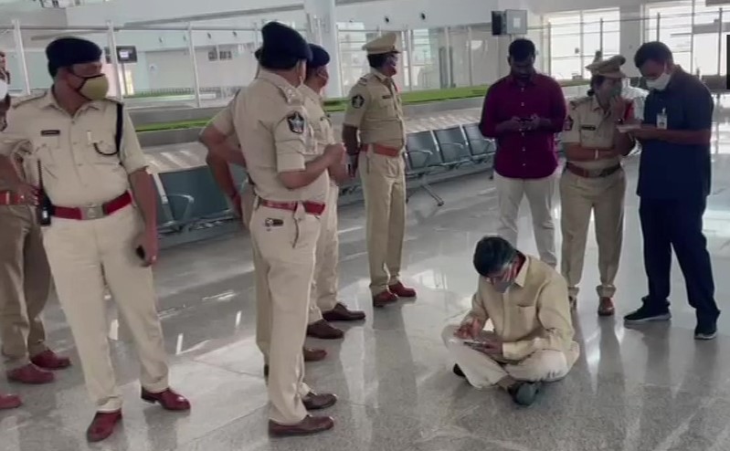 Former CM N Chandrababu Naidu detained at Tirupati airport