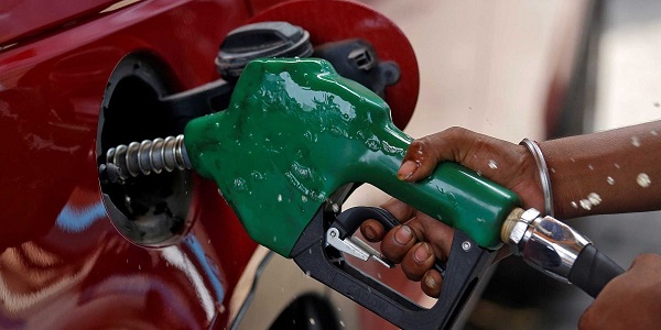 Price Hike of Petrol and Diesel (File Photo)