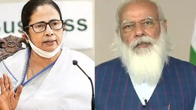 सीएम ममता बनर्जी और पीएम मोदी फिर आमने-सामने (फाइल फोटो)