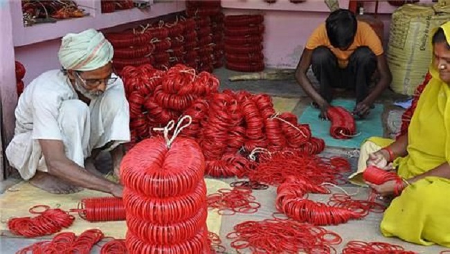 कांच की चूड़ियों के लिये मशहूर फ़िरोज़ाबाद का नाम होगा चंद्रनगर