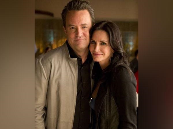 Matthew Perry and Courteney Cox