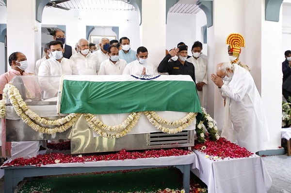 PM Modi pays last respects to former UP chief minister Kalyan Singh