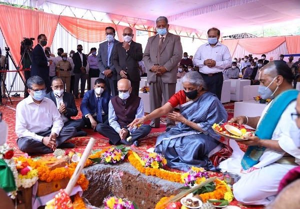 Nirmala Sitharaman lays foundation stone of IT Department building (Pic Source:  PIB in Karnataka twitter)