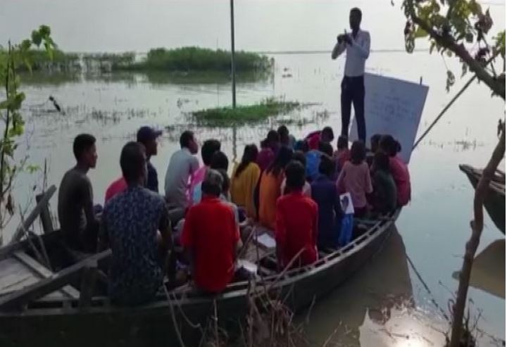 Class on Boat