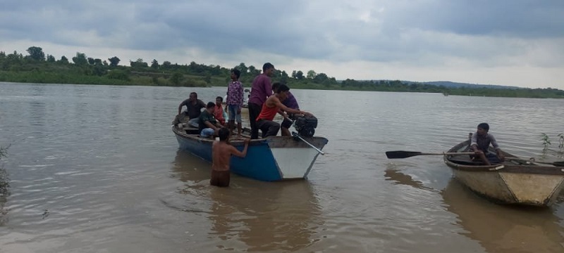 Boat Capsized in the Amravati