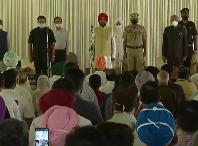 Oath-taking ceremony commences at Raj Bhavan