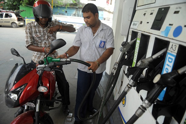 Petrol and diesel prices hike (Representational Image)