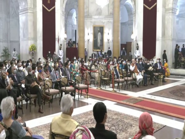 President Ram Nath Kovind presented the Padma Awards