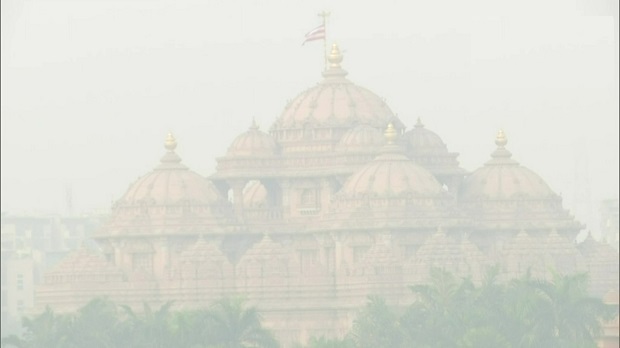 Delhi AQI remains in 'very poor'