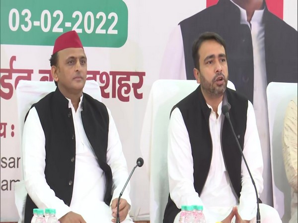 Samajwadi Party chief Akhilesh Yadav and RLD chief Jayant Chaudhary.