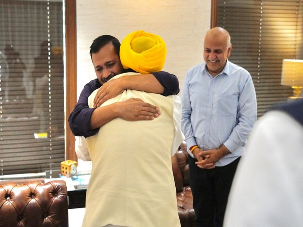 Bhagwant Mann meets Arvind Kejriwal