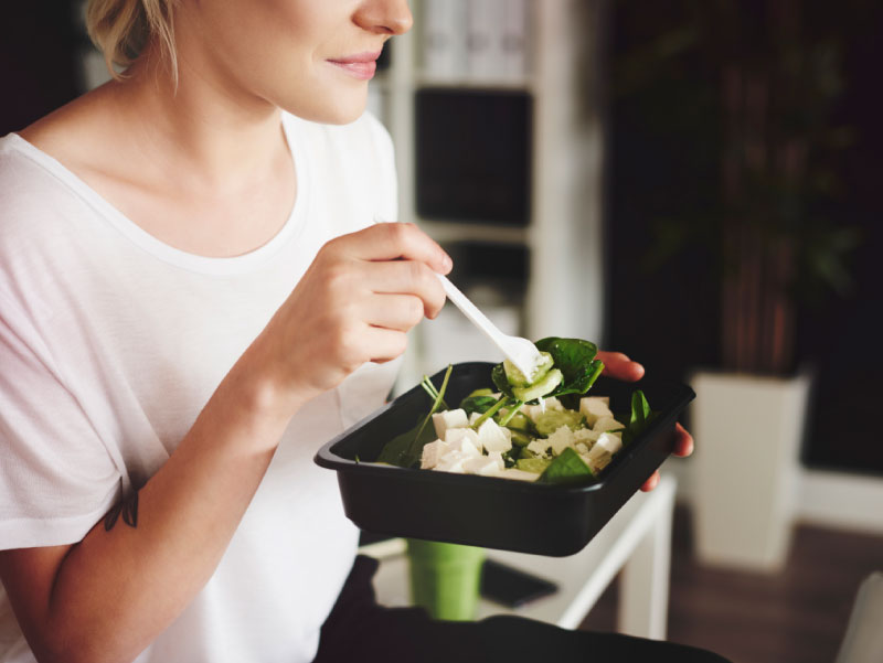 A woman eating healthy diet (File Photo)