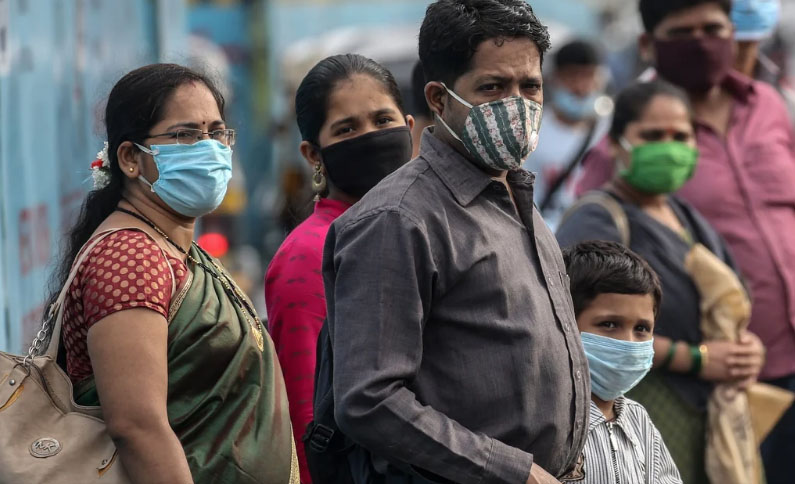 People wearing mask in public place (File Photo)