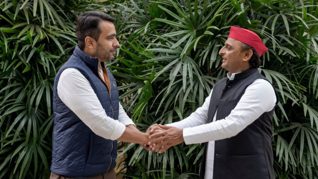 Rastriya Lok Dal chief Jayant Chaudhary with Akhilesh Yadav