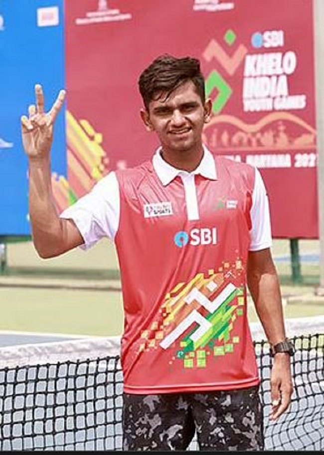 Dhruv Hirpara pockets boys singles tennis gold