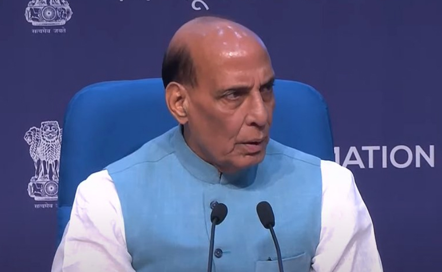 Union Defence Minister Rajnath Singh addressing a press conference