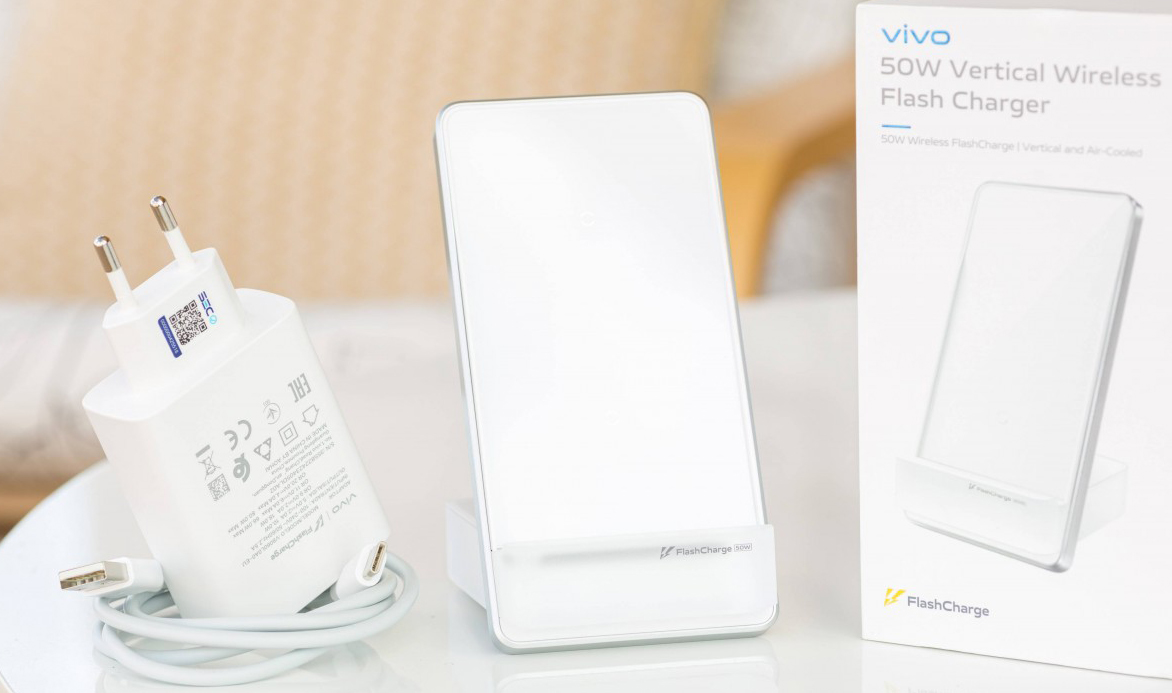 Vivo 50W Wireless Flash Charger