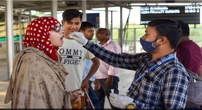 कोरोना संक्रमण जारी (फाइल फोटो)