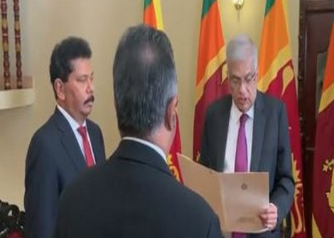 Ranil Wickremesinghe being sworn in as interim President