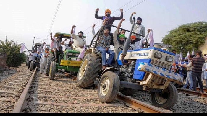 आंदोलन से रेल यातायात प्रभावित