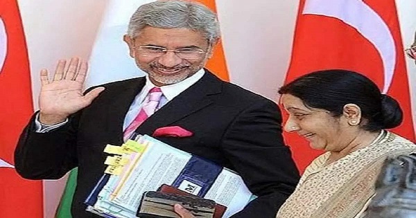 External Affairs Minister S Jaishankar with late Sushma Swaraj