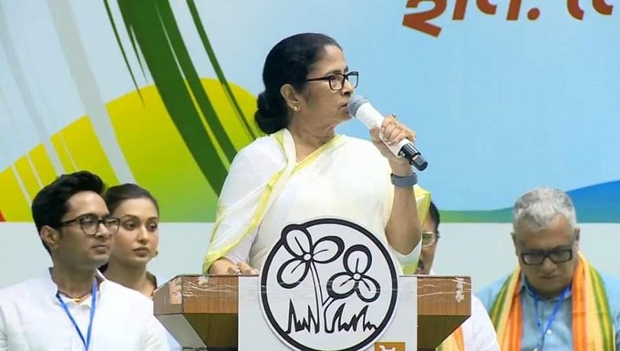 West Bengal CM Mamata Banerjee at TMC meeting