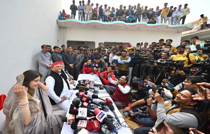 SP Chief Akhilesh Yadav addressing media persons