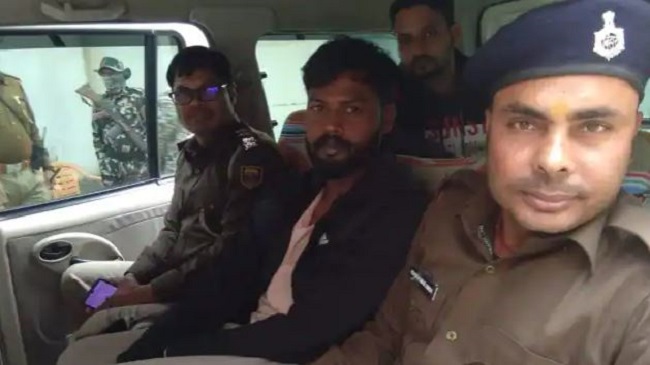 आशीष मंडल को पुलिस ने  किया गिरफ्तार