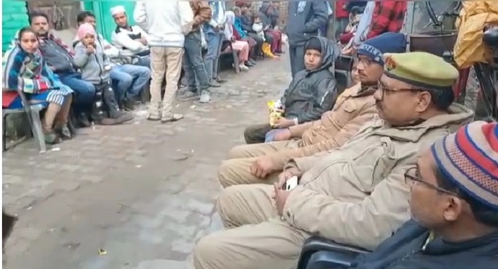 घर के पास मारी गई युवक को गोली, जांच में जुटी पुलिस