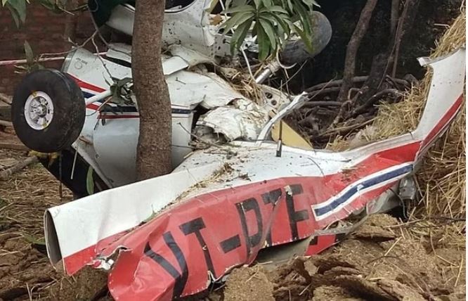 Plane crashes into temple in Rewa