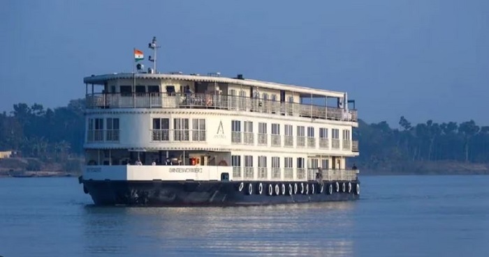 Ganga Vilas Cruise gets stuck on its journey in Bihar