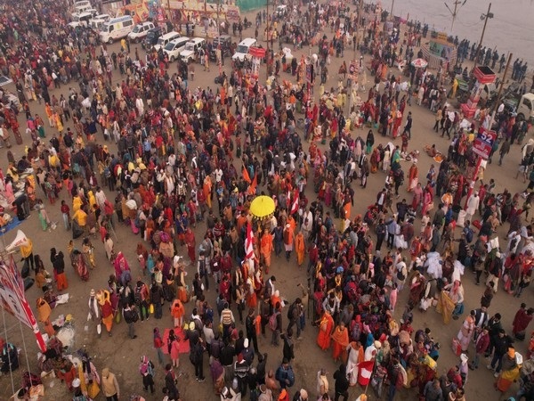 Over 1.9 Cr Devotees, Saints Take Dip In Sangam