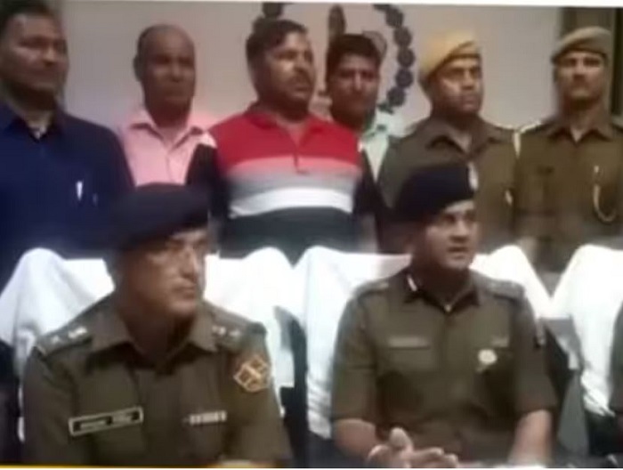 पुलिस दल पर हमला करके भागने का प्रयास