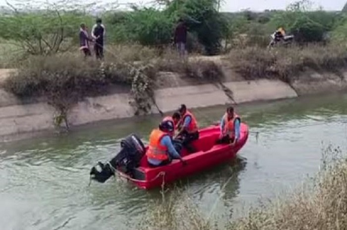 मोटरसाइकिल के नहर में गिरने से हिंदू महासभा के नेता की मौत