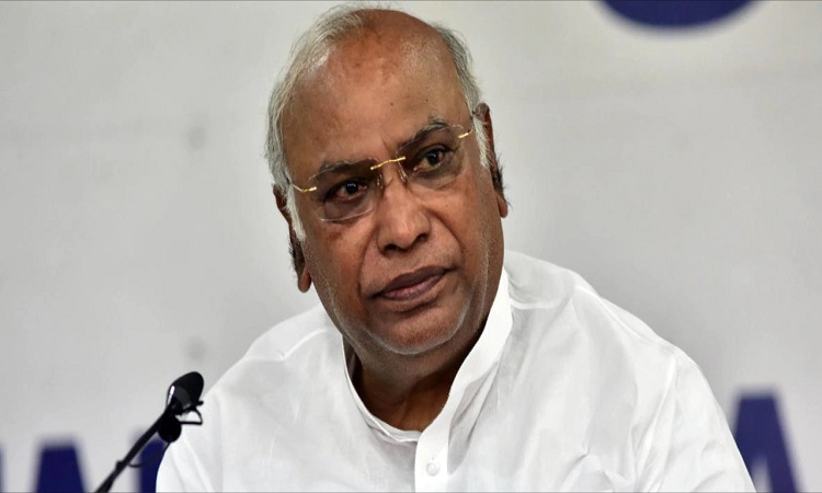 Mallikarjun Kharge (File)