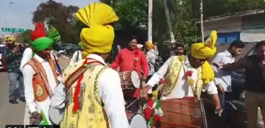 सिद्धू की रिहाई पर जेल के बाहर जश्न का माहौल