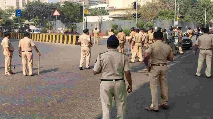 आंबेडकर और सूरजमल की प्रत‍िमाएं लगाए जाने को लेकर हुआ पथराव