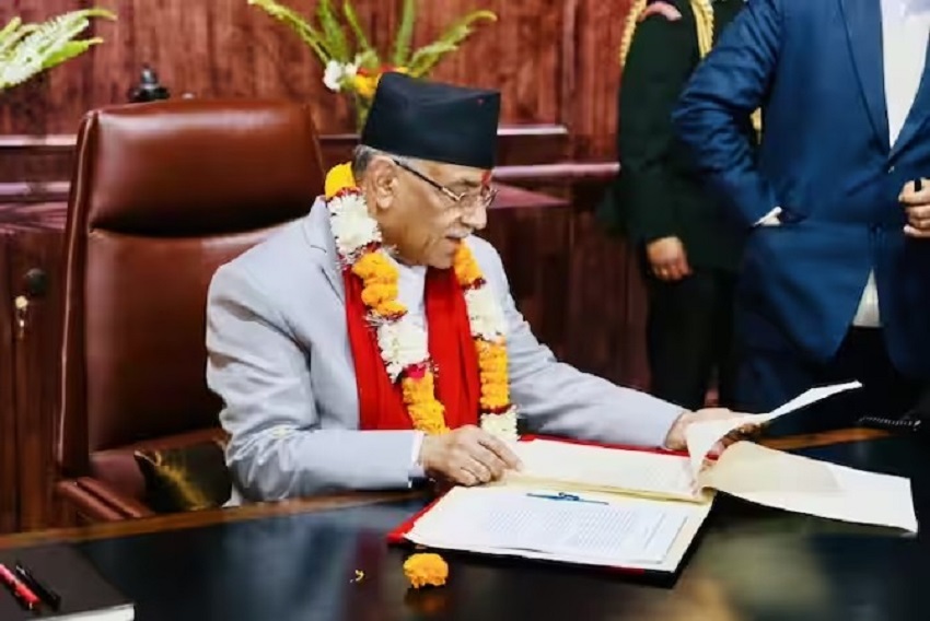 नेपाल के प्रधानमंत्री पुष्प कमल दाहाल प्रचंड