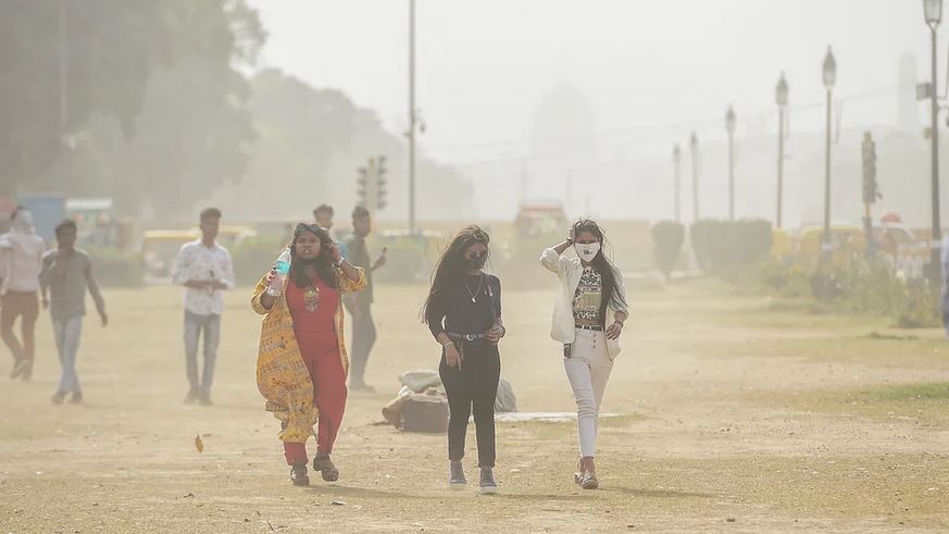 लू के कारण सभी स्कूल शुक्रवार से बंद