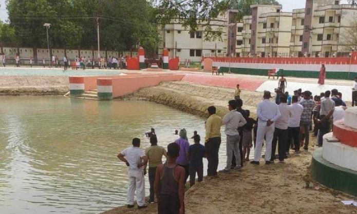 अमृत तालाब में डूबने से चार किशोरों की मौत