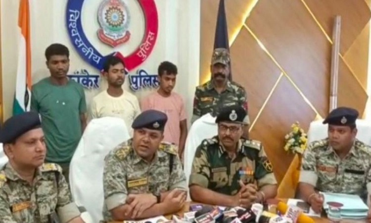 Security forces arrest 3 Naxals