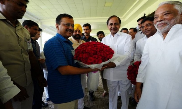 Delhi CM Arvind Kejriwal and Telangana CM KCR in Hyderabad