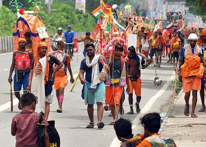 कांवड़ियों के लिए शिविरों की व्यवस्था कर रही दिल्ली सरकार