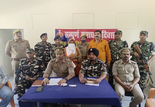 पुलिस की गिरफ्त में आरोपी