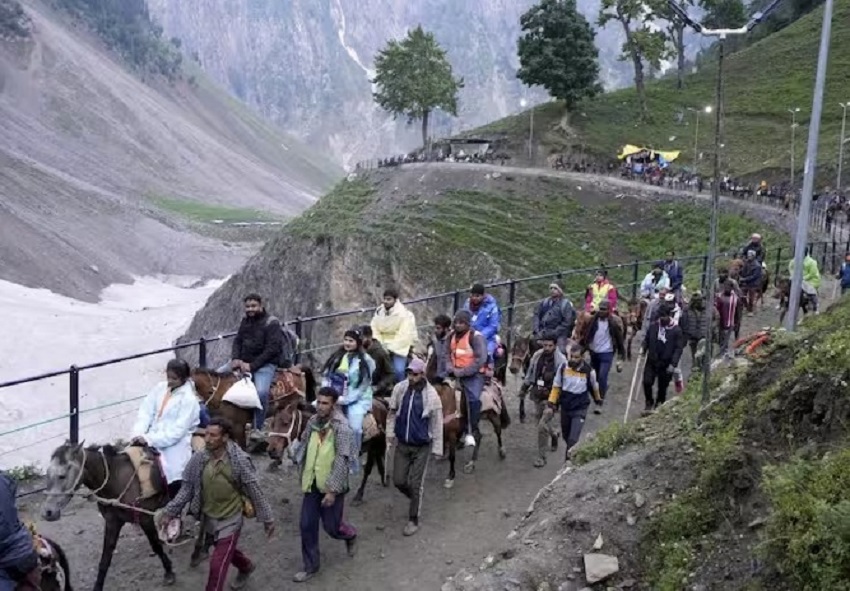 अमरनाथ यात्रा दूसरे दिन भी स्थगित (फाइल फोटो)