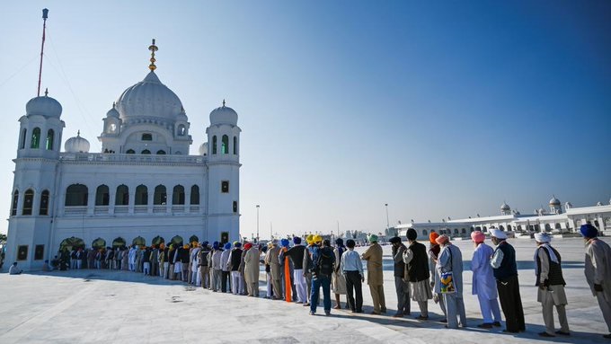 पाकिस्तान में स्थित गुरुद्वारा दरबार साहिब की यात्रा बाढ़ के कारण स्थगित