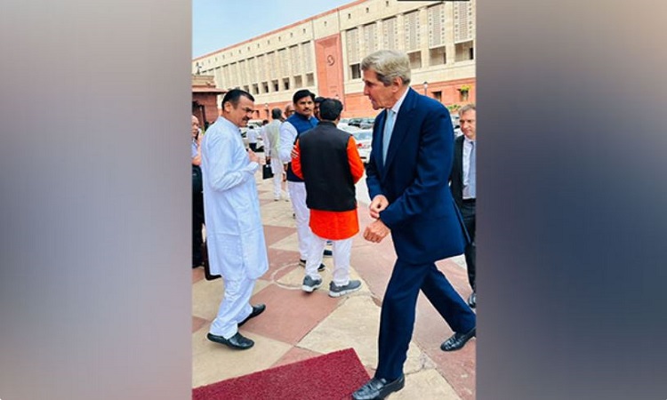 US climate envoy John Kerry in Parliament