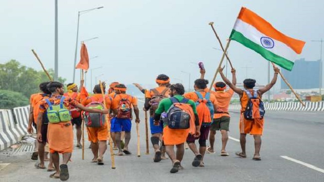 ट्रक की चपेट में आने से नाबालिग कांवड़िये की मौत