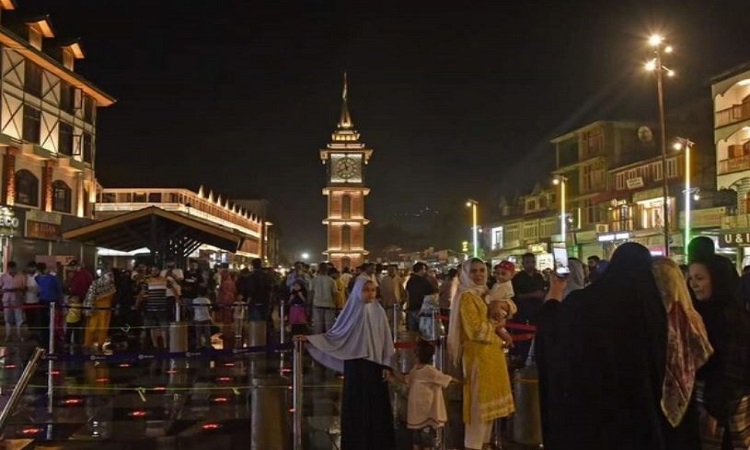 Srinagar’s nightlife