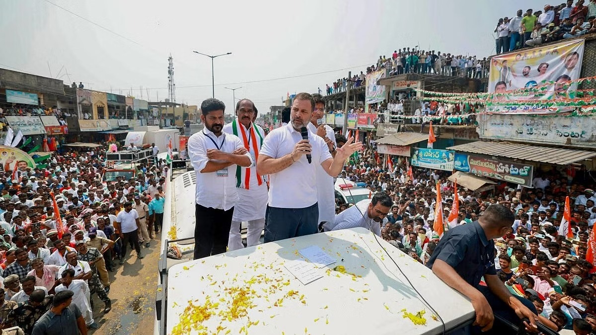 तेलंगाना में प्रचार अभियान में जुटे कांग्रेस नेता राहुल गांधी